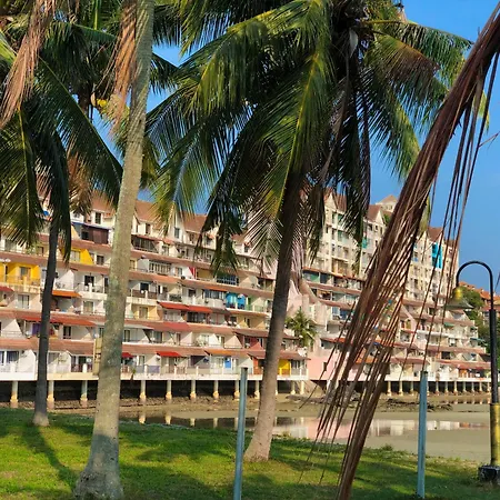Pd Infront Seaview Apartment Port Dickson Exterior photo
